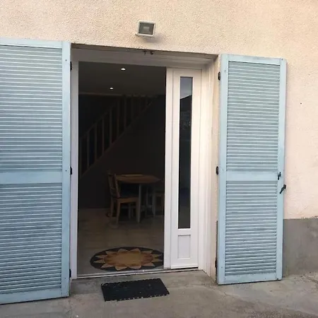 公寓 Proche De L'allier Avec Terrasse Dallet